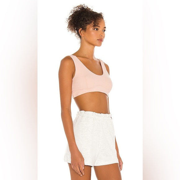 NWT (S) Revolve FREE PEOPLE
Issa Lifestyle Bralette Strawberry Pink - Picture 8 of 13
